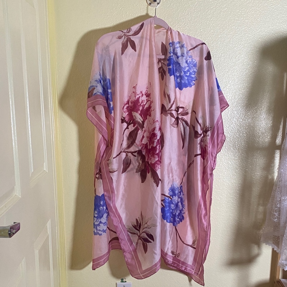 GUC Floral Pink and Blue Kimono